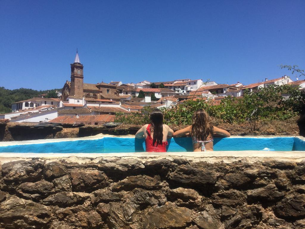 Hébergement de vacances El Zarzo De Nemesio, Alberca Barbacoa 2 Hab 4 Pers Mas 2 Max
