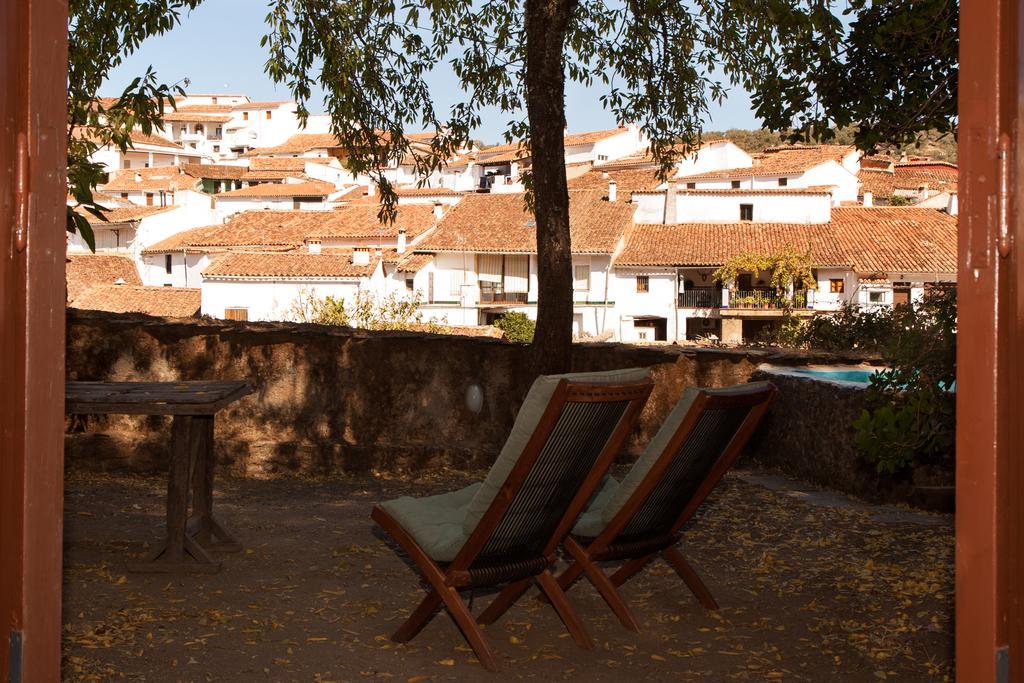 Hébergement de vacances El Zarzo De Nemesio, Alberca Barbacoa 2 Hab 4 Pers Mas 2 Max