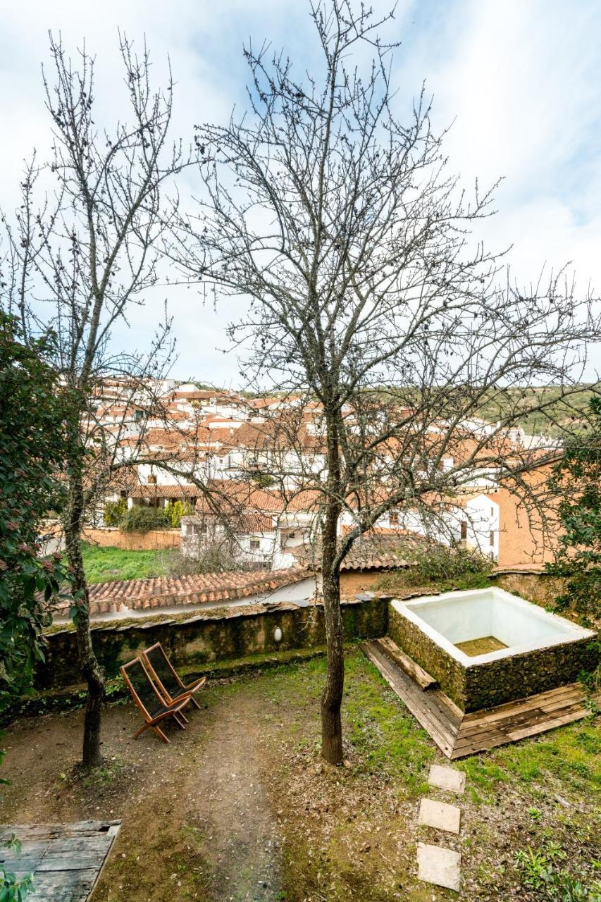 Hébergement de vacances El Zarzo De Nemesio, Alberca Barbacoa 2 Hab 4 Pers Mas 2 Max Valdelarco