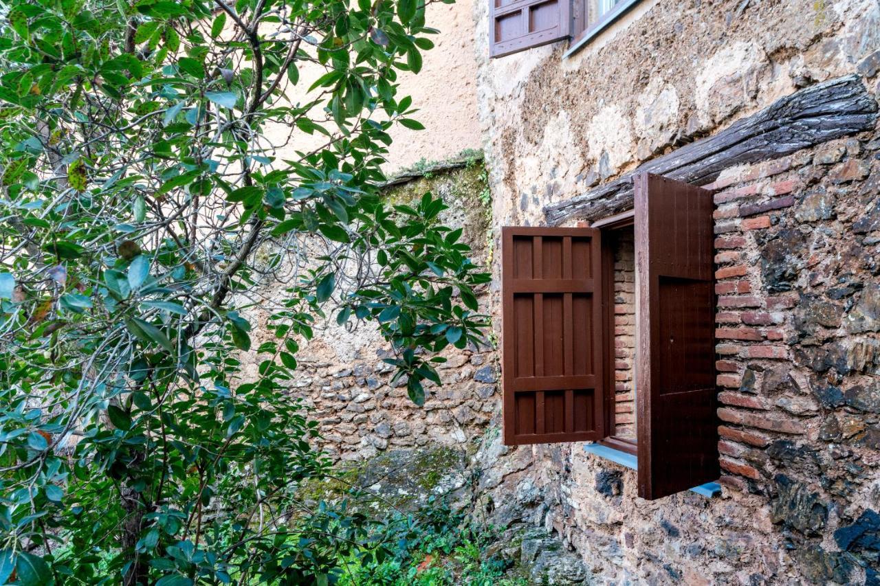 Hébergement de vacances El Zarzo De Nemesio, Alberca Barbacoa 2 Hab 4 Pers Mas 2 Max Valdelarco