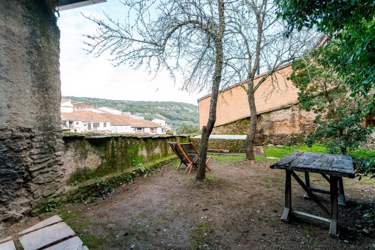 Ferienhaus El Zarzo De Nemesio, Alberca Barbacoa 2 Hab 4 Pers Mas 2 Max Valdelarco